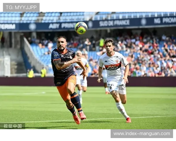 洛里昂半场变阵三后卫，南特锋线孤立无援