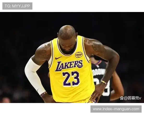 湖人主场防守效率稳固，勇士缺阵核心难破阵地战